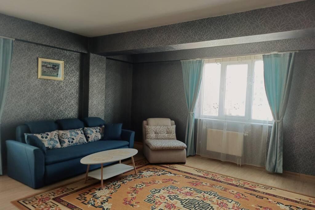 Ount-Central Location, Spacious, Cozy And Secure Apartment Ulaanbaatar Luaran gambar